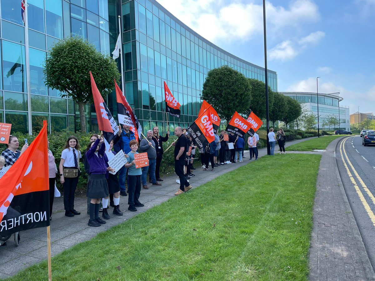 Craig Thompson tweet media