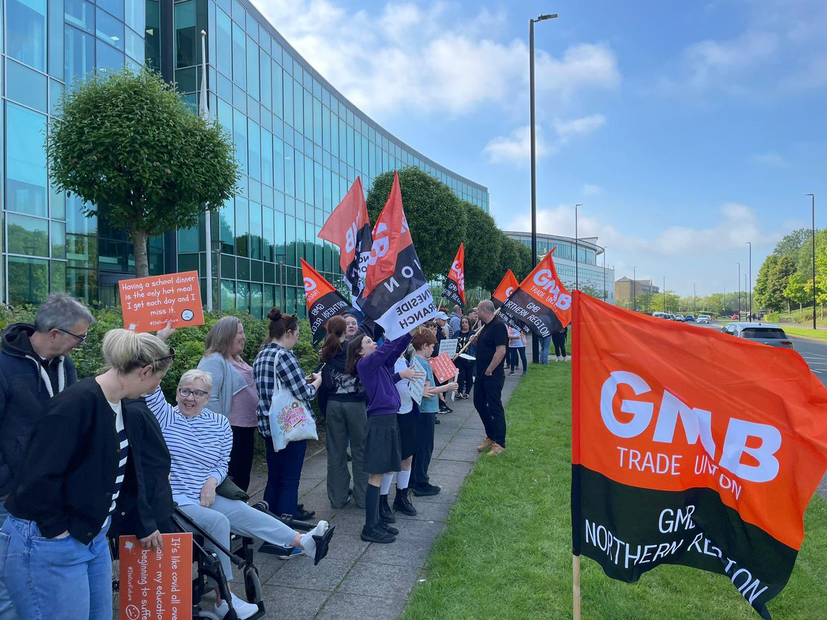 Craig Thompson tweet media