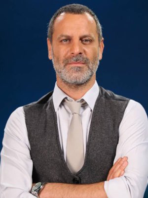 KampusCadi's tweet photo. Kanal D başka kimse yokmuş gibi tacizci Mehmet Ali Erbil'le program yapacağını açıklamışken birbirimize fail ünlüleri tekrardan hatırlatıyoruz.  

Mehmet Ali Erbil, Ozan Güven, Kaan Boşnak, Ahmet Kural, Özcan Deniz faildir! Unutmuyoruz, unutturmuyoruz, desteklemiyoruz. https://t.co/llyAKkZXFl