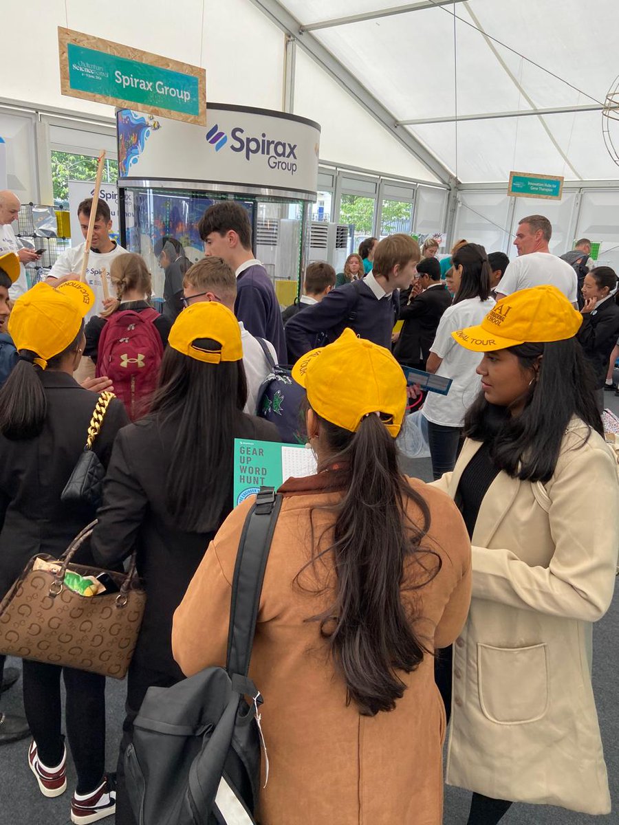 SAI_Edu_In's tweet image. As part of the ongoing GIP 2024 to the UK, SAIoneers from Classes VIII-XII began their day with breakfast before heading to Chosen Hill School. They then traveled with Chosen Hill students to the Cheltenham Science Festival. 
#GIP2024 #GIPUK #CollaborativeProject