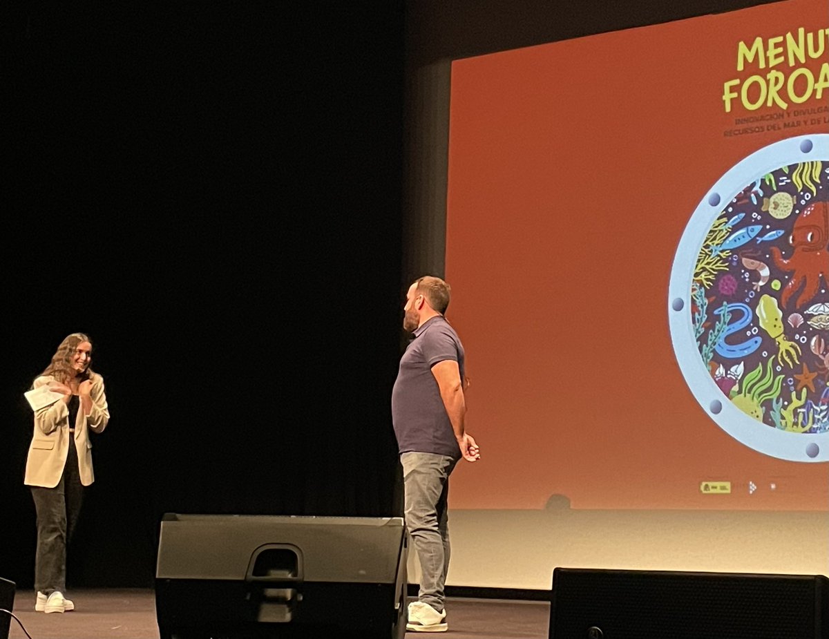 Co #MenudoForoAcui xa comezado con <a href="/PatriBDopazo/">Patri Bea Dopazo</a> e <a href="/QueirugaRogelio/">Rogelio Santos Queiruga</a> ao frente dando paso a cada video feito nas aulas sobre a experiencia e traballo feito. 🎬 Pronto todos a vosa disposición. <a href="/IIM_CSIC/">Instituto de Investigacións Mariñas - CSIC</a> <a href="/FECYT_Ciencia/">FECYT</a> <a href="/FOROACUI/">Foro Rec. Mariños</a>