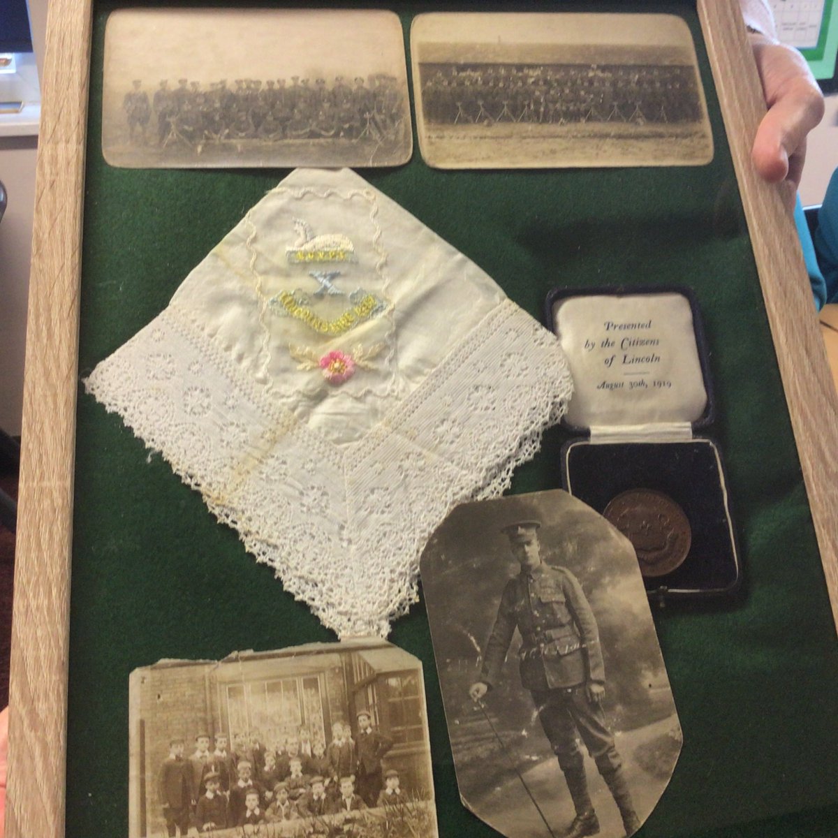 As part of our topic on WWII and remembrance of D-Day, Regan brought in some personal possessions which were gifted to him. They once belonged to a WWII veteran and his late grandfather who fought in WWI. Regan has a keen interest in WWII and was proud to show these to the class.