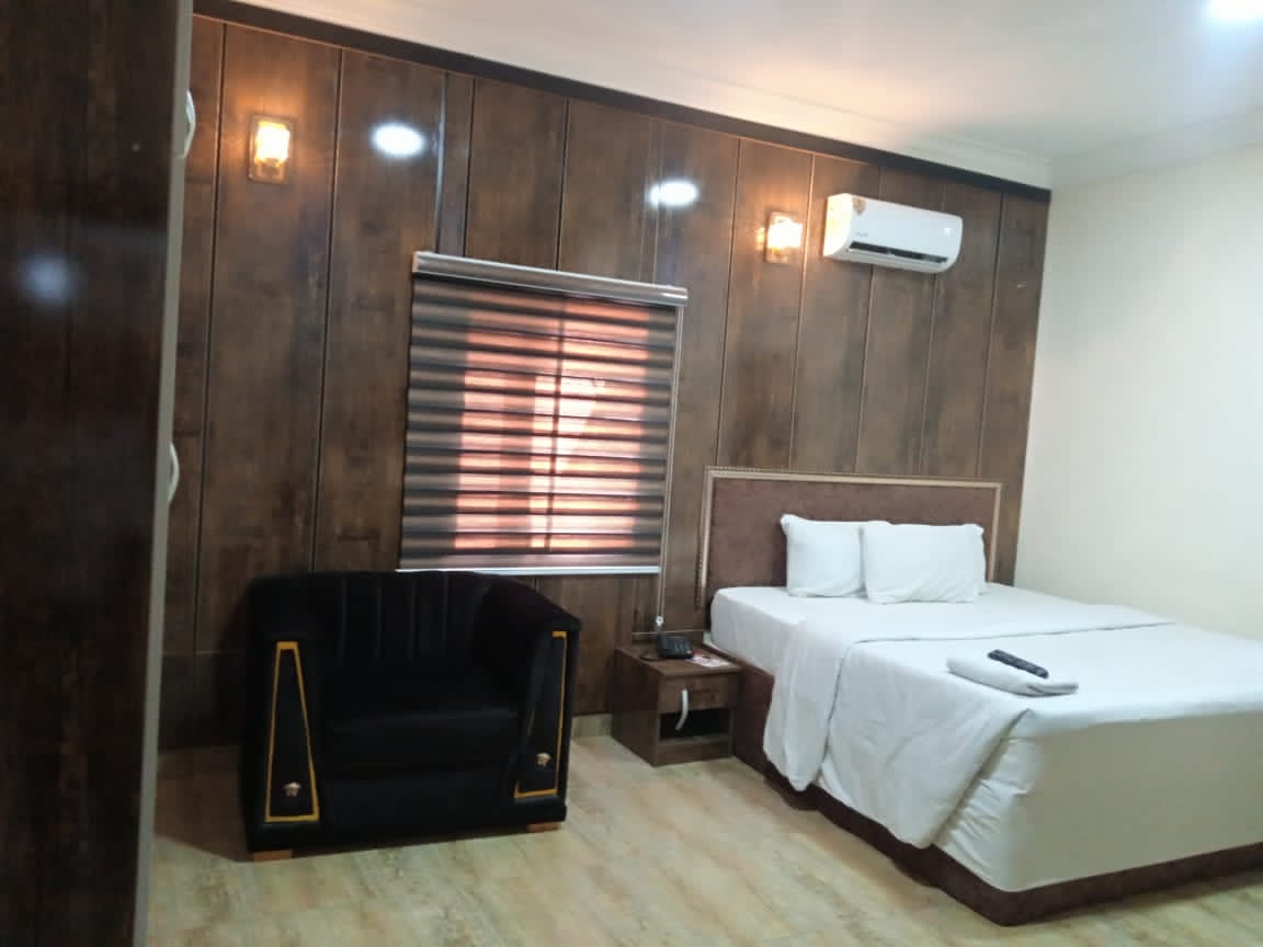 Looking for where to chill and feel free at home? Come to Pameec Exclusive Apartment Utako Abuja and enjoy your weekend. 08030446121.U