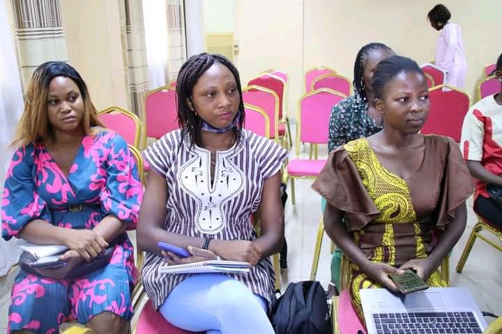 FemmesIes's tweet photo. 30 et 31 Mai 2024:IES FEMMES a participé au #forum_national_des_jeunes_et_des_femmes_sur_la_nutrition,une occasion de prendre connaissance des enjeux de la nutrition au Burkina Faso ,de connaître les acquis engragés et les défis à relever. 

@UNICEF_Burkina #PNIN https://t.co/ckEb60Xujg