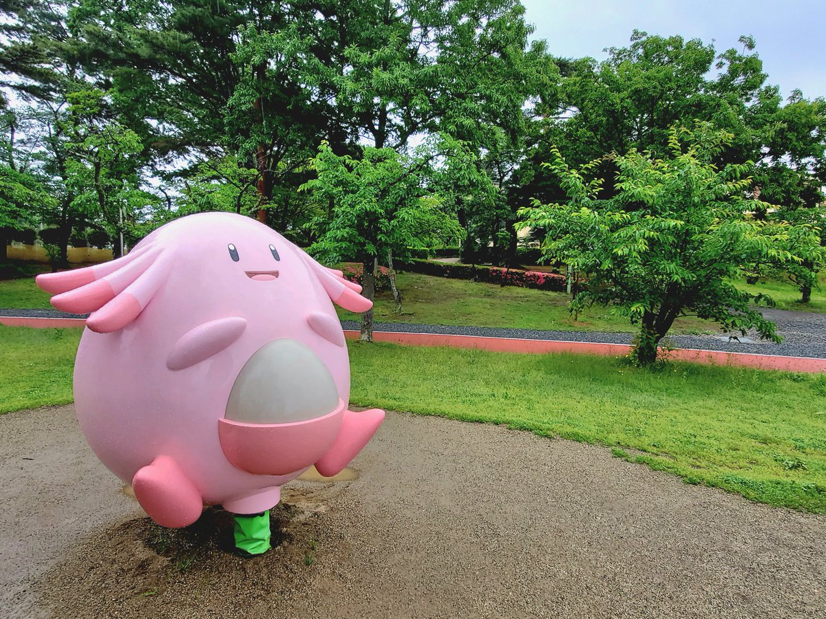 hiro_pichu's tweet photo. 念願のラッキー公園☺️
行って来ました✨️✨️✨️
全部かわいい🥰

#ポケモン　
#Pokemon
#GOsnapshot
#ラッキー公園inこおりやまし https://t.co/FHCVTdyaVM