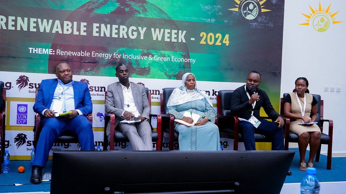 TAREATZ's tweet photo. DAY 2: The Renewable Energy week at JNICC, in collaboration with the Ministry of Energy under the main sponsorship of Sunking. #REW2024 #CleaningCooking #SolarEnergy #GreenEconomy https://t.co/TixirEFXpq