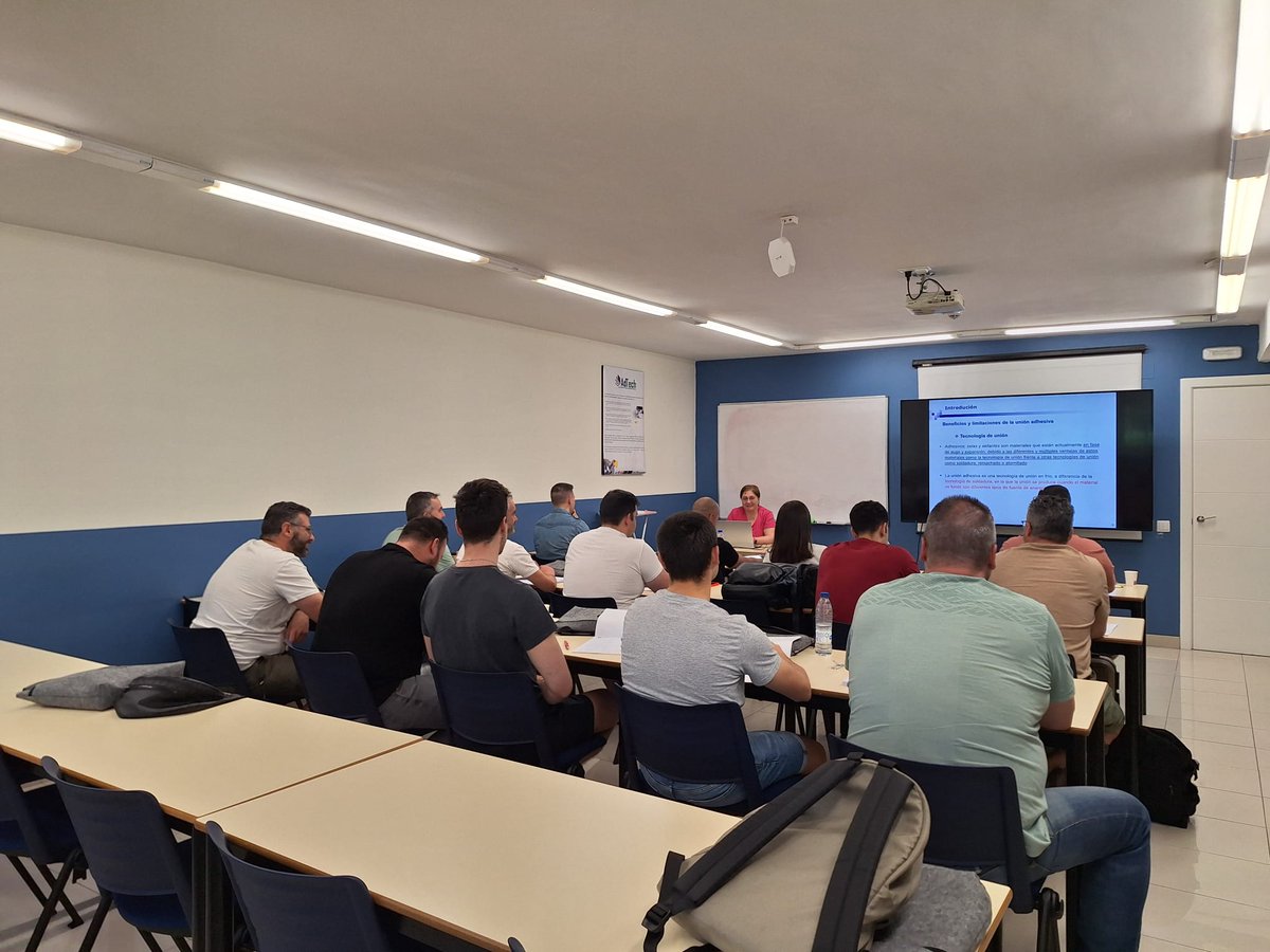 Terminamos la semana y termina el curso de BONDER para nuestros alumnos. ¡Un placer haberos tenido con nosotros!