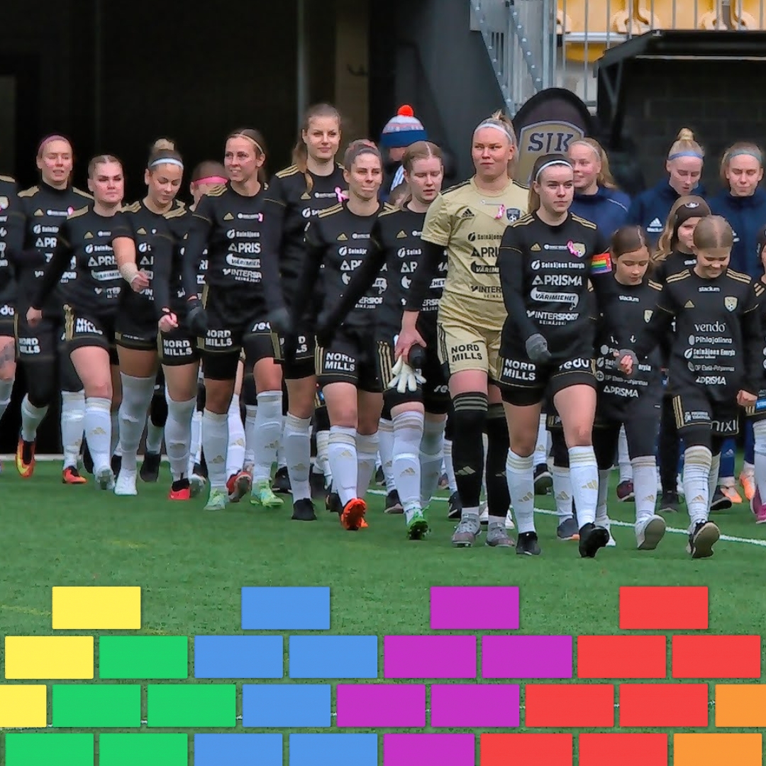 lsateenkaari's tweet photo. Miesten jalkapallossa kaapista tuleminen lisää väkivallan uhkaa, sillä miesten lajikulttuuri on korostuneen maskuliinista. Avoimen homoja miespuolisia huippujalkapalloilijoita ei ole monta. Jopa sateenkaaren väristen kapteeninauhojen käyttäminen on harvinaista. 3/4 https://t.co/73IVNxmWSA