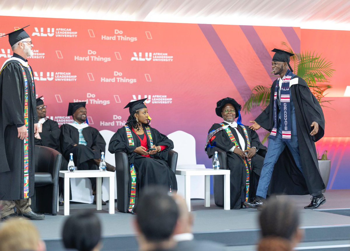 Today at African Leadership University, President Kagame is attending <a href="/alueducation/">African Leadership University</a>’s 5th undergraduate graduation in Rwanda, where over 400 students will be awarded their bachelor’s degrees. Follow live: bit.ly/4b7V3wR
