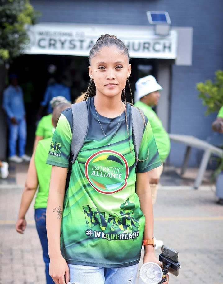 Pa_youthleague's tweet photo. The Patriotic Youth Alliance proudly congratulates Jasmine Petersen and Cleo Wilskut on their selection to represent the PA in the National Assembly of the Republic of South African Parliament. @GaytonMcK is committed to empowering young leaders with experiential knowledge. 💚🙌🏾 https://t.co/fpKl8nneEt