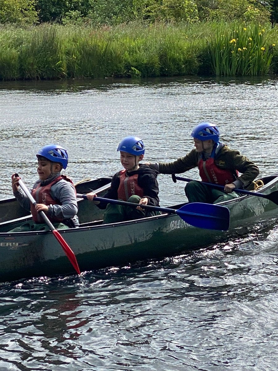 sbps_foxes's tweet photo. Avalanche are heading out on the water this morning for canoeing and raft building. 🛶 💧 https://t.co/juESXi4teF