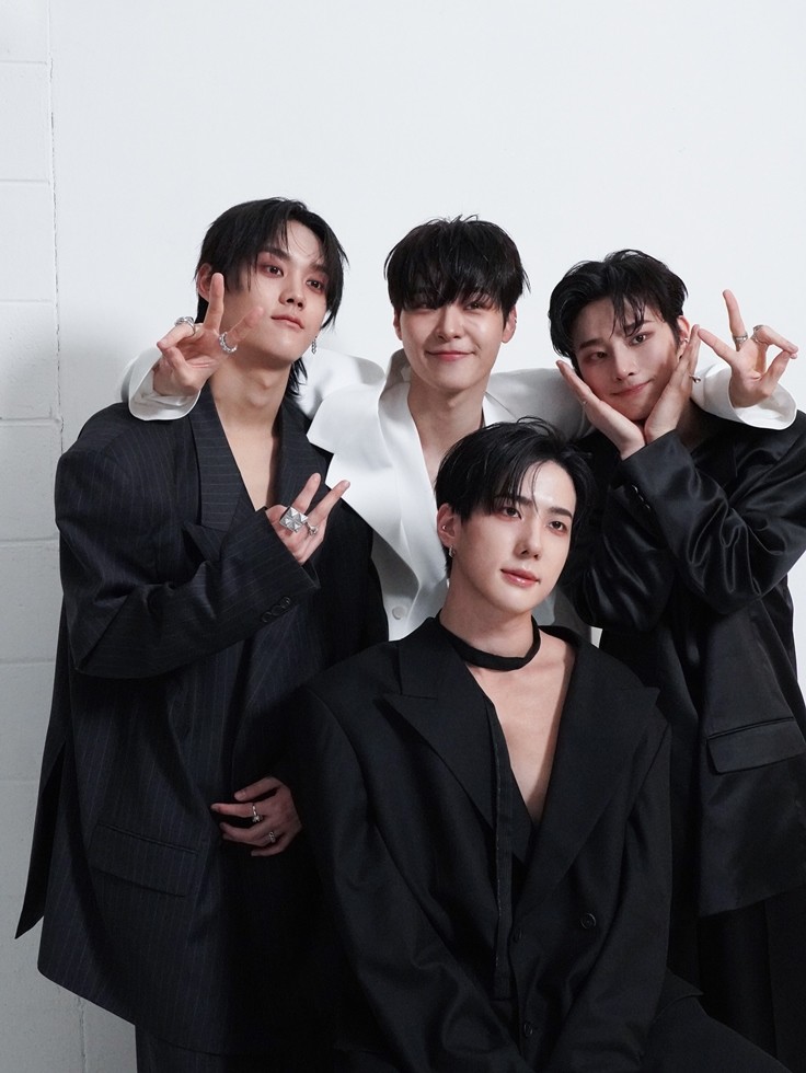 0825tag's tweet photo. #ONEPACT for Melon Magazine 'PARADOXX' Jacket Shooting Behind

#원팩트 https://t.co/0RuxqaIQvL