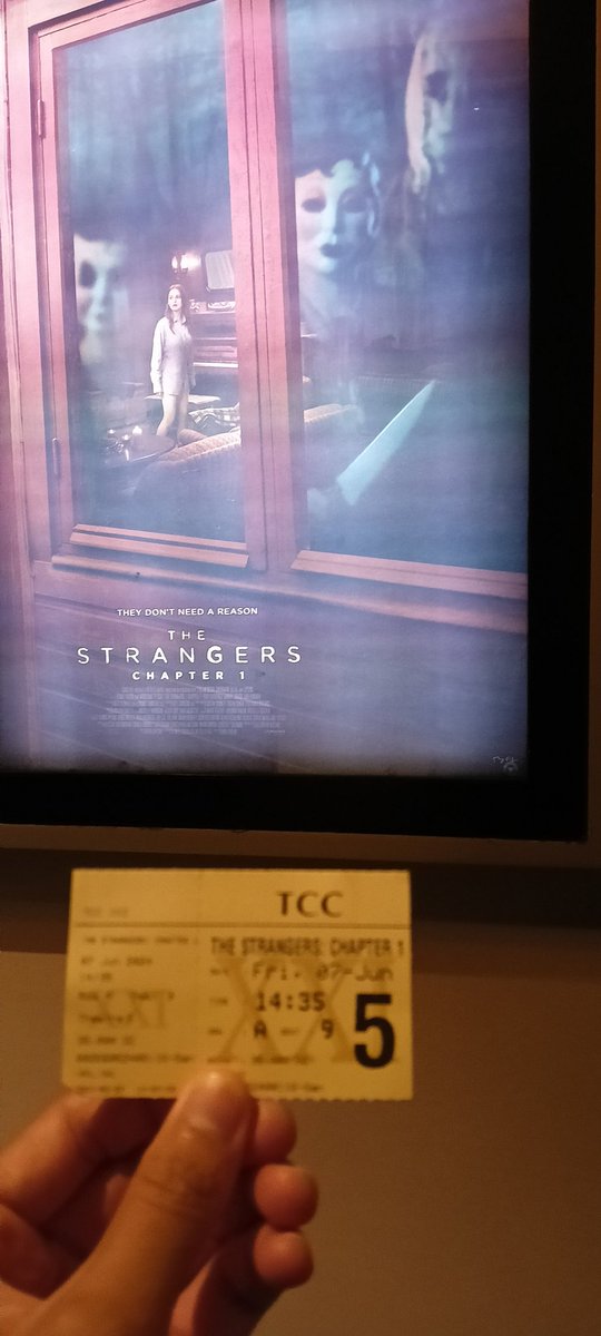 yourcalmboy's tweet photo. first time nonton cuma bertiga aku, dan dua abangยฒ dan kakakยฒ yang lagi pacaran hahaha random banget but worth it to watch
cheryl blossom with her boyfriend on the purge era! #strangerschapter1
My โ
โ
โ
โ
review of The Strangers: Chapter 1 on Letterboxd https://t.co/3Qjgw7CiQ3 https://t.co/2yQHaNVxa0