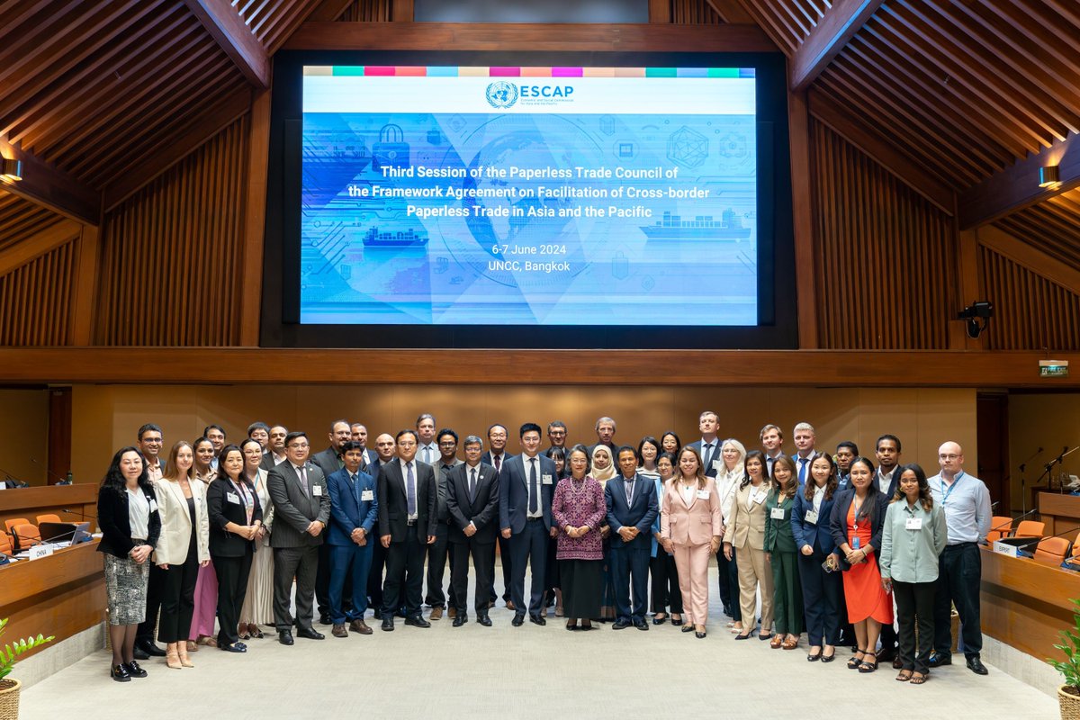 UNESCAP's tweet photo. ๐๐ ESCAP's #PaperlessTradeWeek united 30+ states & 10 partners to boost digital trade, featuring sessions from the Standing Committee and Paperless Trade Council of the Framework Agreement.
Discover key issues and solutions into digital trade๐ก: https://t.co/QpOjijTCpM https://t.co/0DxJgnNMLh