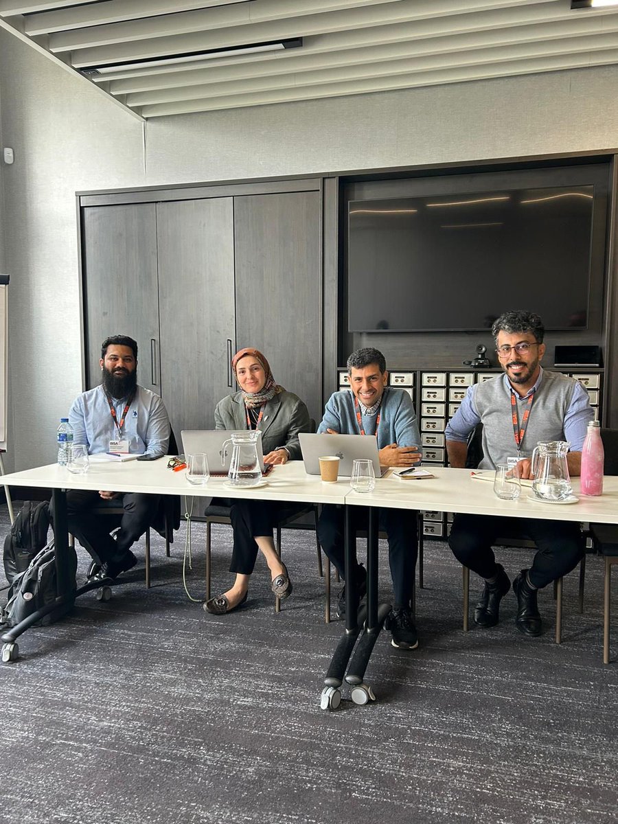 abdullahmaani's tweet photo. #BISA2024! Shared insights on IR, politics&amp; Gulf Studies. 1.Engaging discussion with @betuldoganakkas @abdullakhonaini &amp; Mohammed. Received great feedback on my presentation, From Neutrality to Prosperity: Oman’s Soft Power Dynamics in Diplomatic Mediation and Economic Stability. https://t.co/gnZlInDT7Q