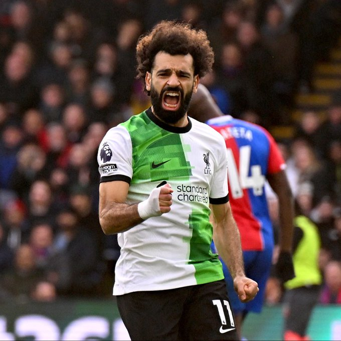 LFC_Arabic's tweet photo. 44 مباراة
38 مشاركة في الأهداف

تم التصويت لـ @MoSalah للفوز بجائزة @StanChart كأفضل لاعب في الموسم 🇪🇬👏 https://t.co/DYuBZjMVTO