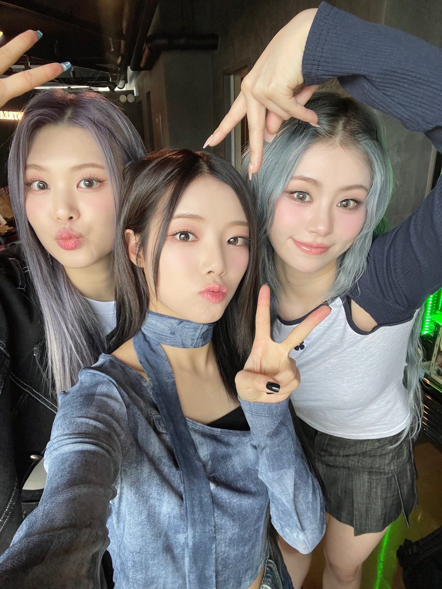 RBW_PURPLEKISS's tweet photo. [#고은 #수안]

플로리 여러분 '키코의 스몰룸' 
재미있게 보셨나요? 😊
아직 안 보셨다면 지금 바로
보러 가시죠! 📢

#퍼플키스 #PURPLE_KISS
#키코의스몰룸 https://t.co/OmHHDUsHUw