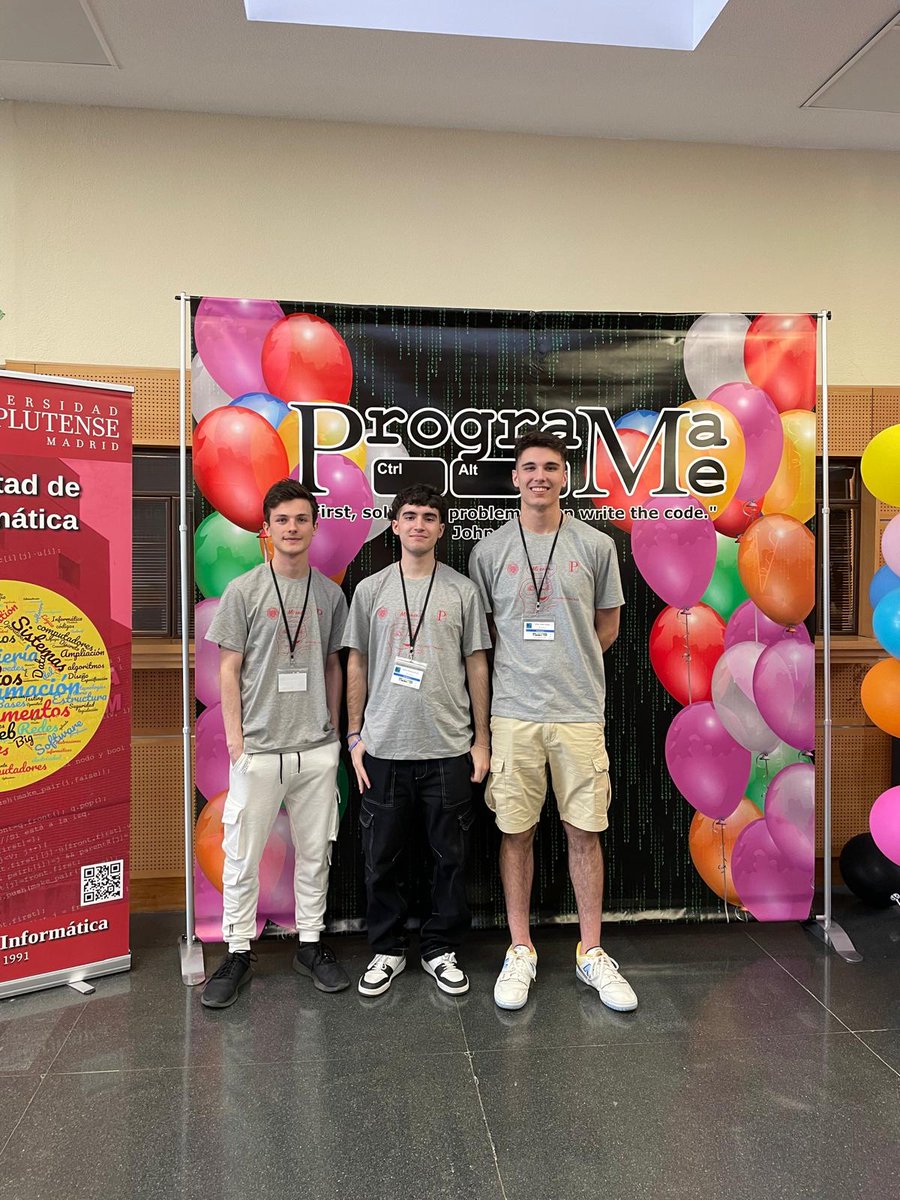 iescomercio tweet media