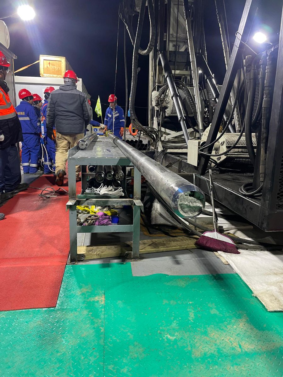NamCoDigest's tweet photo. First night shift on the barge ! And first official #NamCore cores!! Scientific and drilling team are working hand in hand to deliver the first sediments @icdpDrilling. https://t.co/wpmO2SDyLW