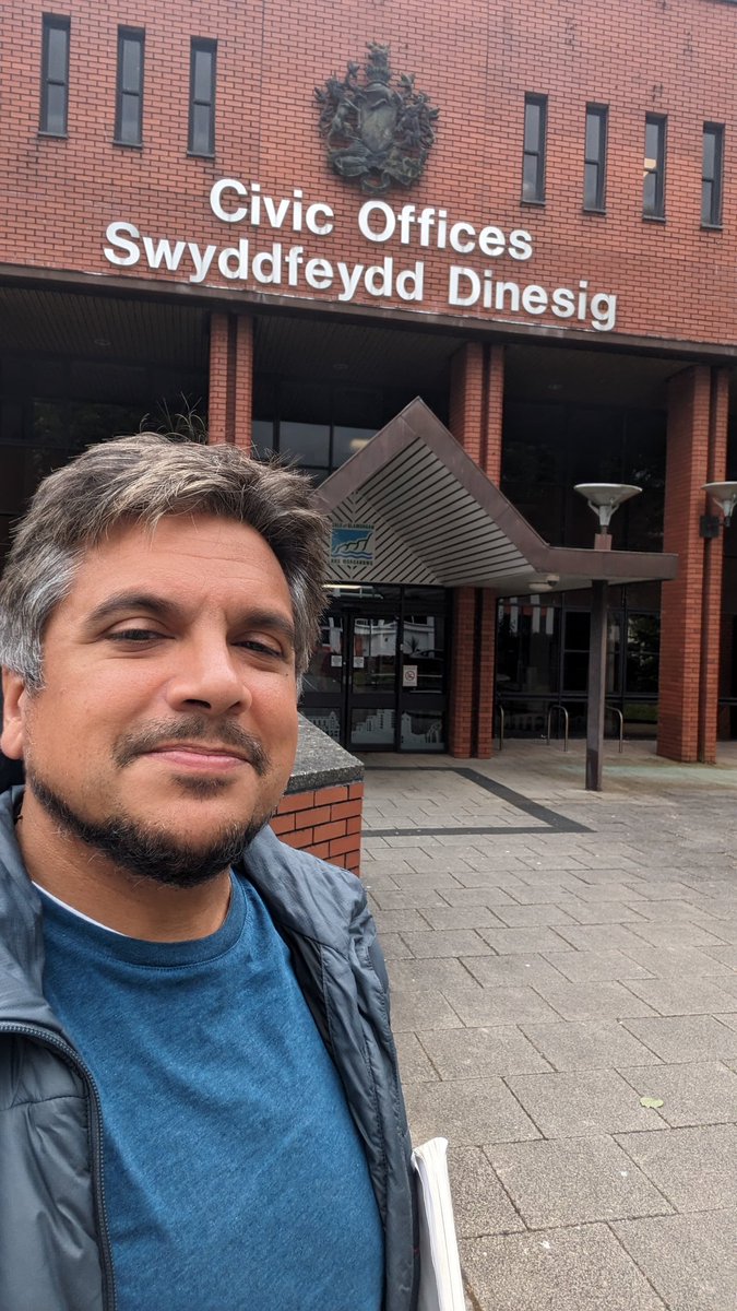 libdemsteven's tweet image. Nomination papers accepted! I&apos;m officially your @LibDems @WelshLibDems candidate for the Vale of Glamorgan at the general election 🔶🔶🔶