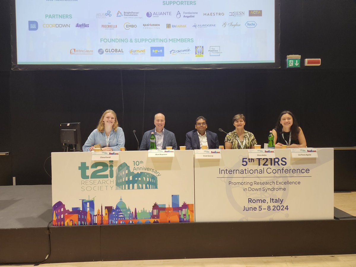 Clíona Farrell tweet media