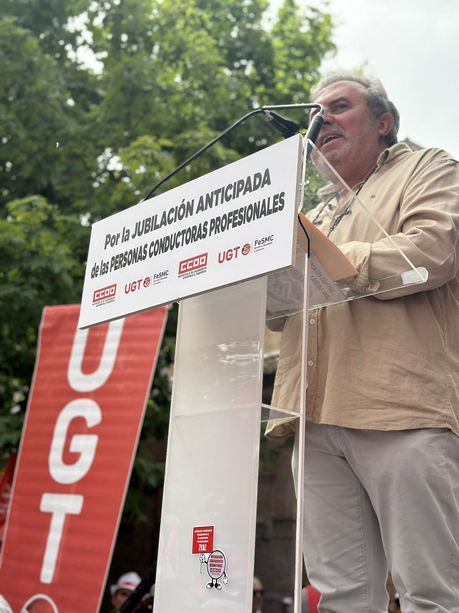 Nuestro Secretario Federal de Carreteras, Urbanos y Logística luchando por la Jubilación Anticipada de las personas conductoras. He escuchado huelga??  💪🏻💪🏻💪🏻💪🏻