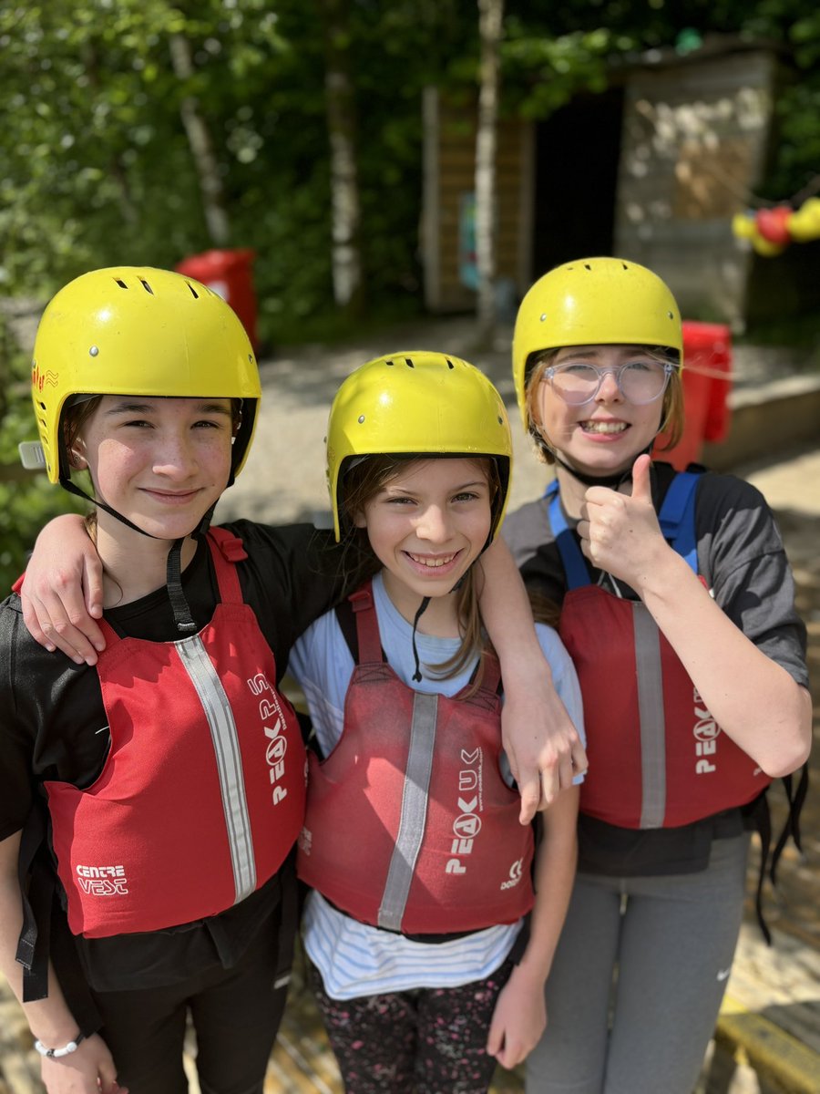 sbps_foxes's tweet photo. Raft building is up next for Stream team. 👏🏼 https://t.co/P5ce3CIWPq