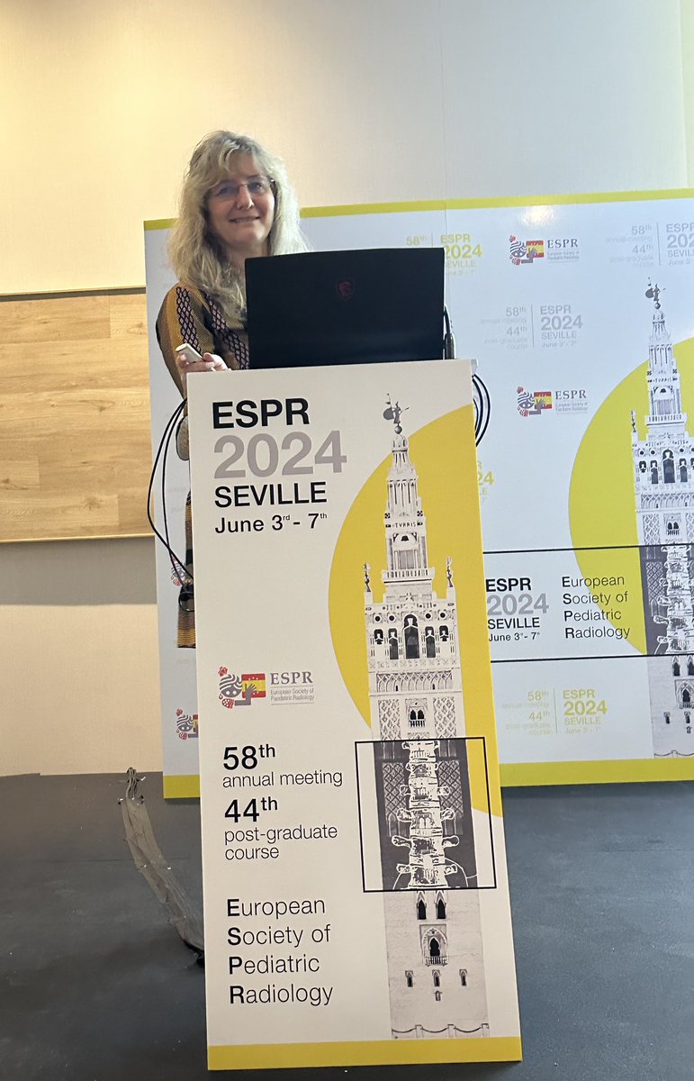SKPedRadFellows's tweet photo. At #ESPR2024 our faculty Dr Elka Miller presents the poster authored by our fellow Dr Vivek Pai. Coauthors include our faculty Drs Carmen Parra-Fariñas, Manohar Shroff, Prakash Muthusami, Pradeep Krishnan & our former fellow Dr Shivaprakash Hiremath https://t.co/qwgcsDZtgS