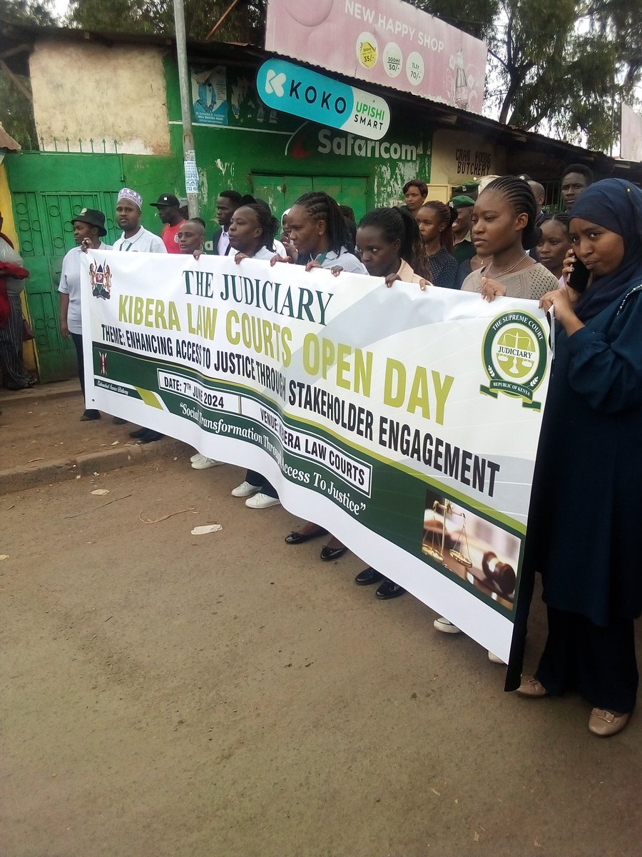 Holisticsupport's tweet photo. Open Day at Kibera Law Court. Enhancing access to justice through stakeholder engagement 
#accesstojustice #ajs @Kenyajudiciary @ParalegalsC @JudyAdhiambo1 @ProgramPeer @CJMarthaKoome @justicedefends @ODPP_KE https://t.co/DK78W29XHw