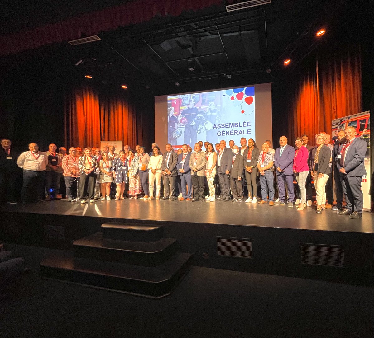 FIN DE L’AG de la <a href="/MNSPF/">MNSPF</a> et discours de clôture par le capitaine Christophe BELLOT-ANTONY. Merci à nos administrateurs, délégués, partenaires, venus des 4 coins de la France pour partager nos instances. Vous êtes les rouages essentiels de la vie démocratique. #mutuelle #pompiers