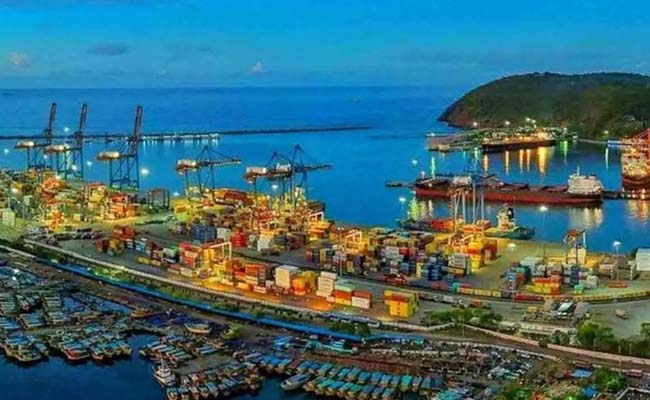 sakshibhavita's tweet image. విశాఖ పోర్టుకు ప్రపంచ బ్యాంక్ సీపీపీఐలో టాప్ 20లో స్థానం!

education.sakshi.com/current-affair…

#VisakhapatnamPort #ContainerPortPerformanceIndex #CPPI #WorldBank #globalcontainerports #VizagPort #VCTPL #Portefficiency #PortAuthority #SakshiEducationUpdates