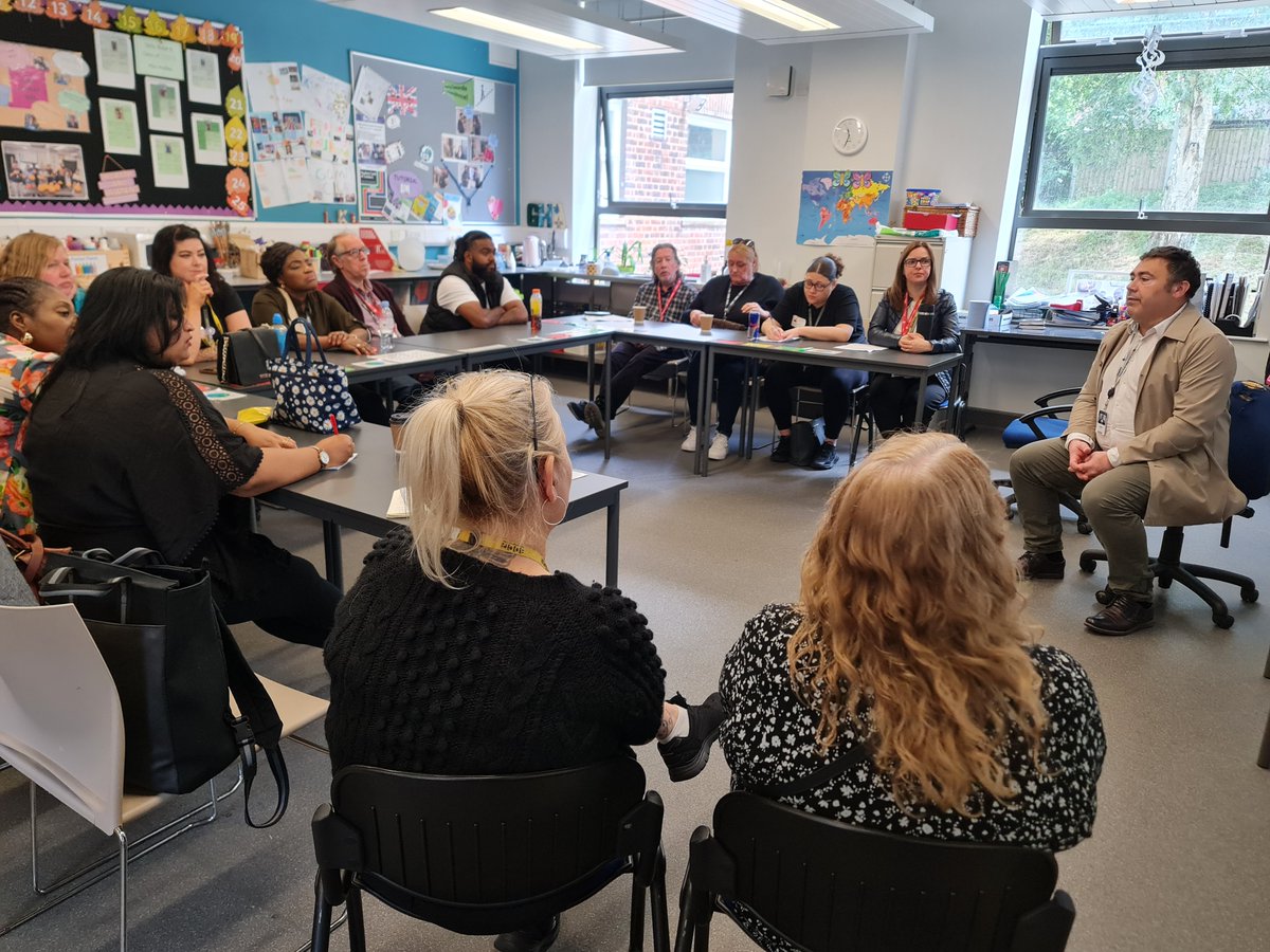 WFCTweets's tweet photo. This week @BarkingCollege #FoundationLearning staff joined @WFCTweets for a very successful #SharingGoodPractice session.
Key topics for discussion included support therapies, medical needs, curriculum, enrichment and work experience.
#Upskill #BestPractice #SEND https://t.co/Y3TrJO1wZ6