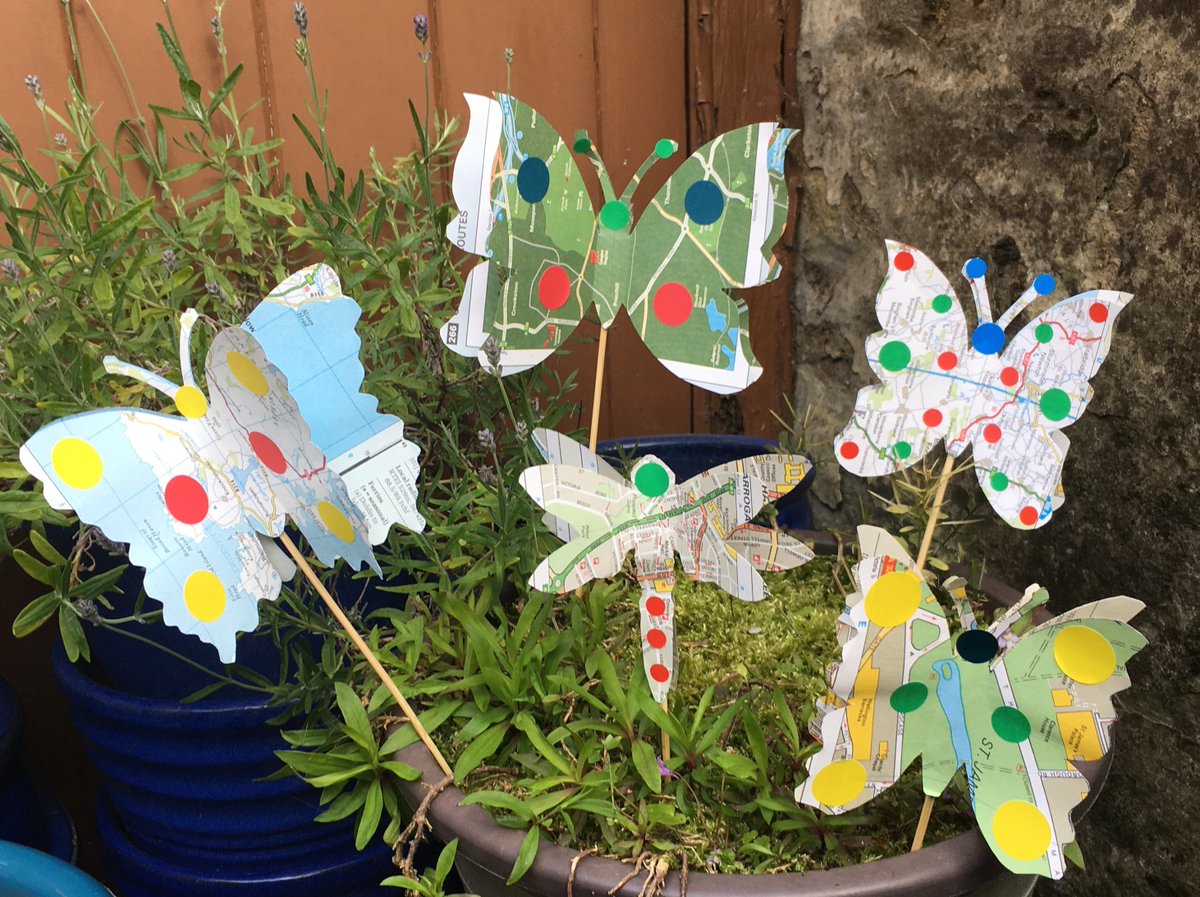 burnleyfest's tweet photo. Will there be lots of things to make? There will be lots! For example you could join artist Sharon Brown to create butterflies and dragonflies from old maps. Drop-in throughout the day at #BCF24.

@teamMPA @Superslowway @FGW1784 @CanalRiverTrust https://t.co/9nYJSdW1dj