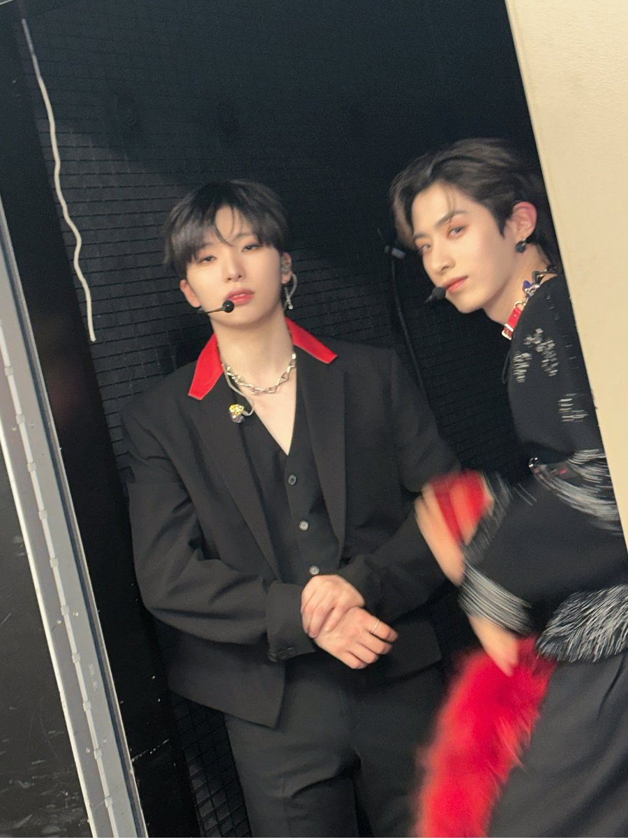 official_ONEUS's tweet photo. [#시온]
우리 민이형 생일 추카해🥳🥳🥳 건강하게 오래오래 살자💜 https://t.co/sF6yFpiy0k