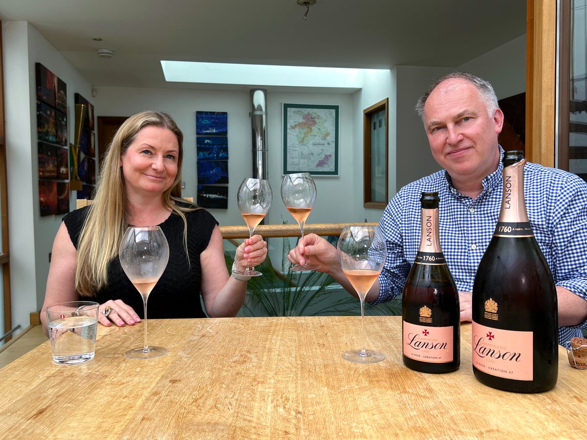 Today on The Friday Bubble with Nick Baker and Essi Avellan MW, we compare the new release of Lanson Le Rose 67 in Bottle and Magnum. 

Watch full video below.

youtube.com/watch?v=wmQTyc…