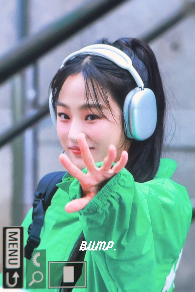 Bump457_'s tweet photo. 240607

🎧

#Newjeans #MINJI #뉴진스 #민지 https://t.co/wrzqA1Ew3S