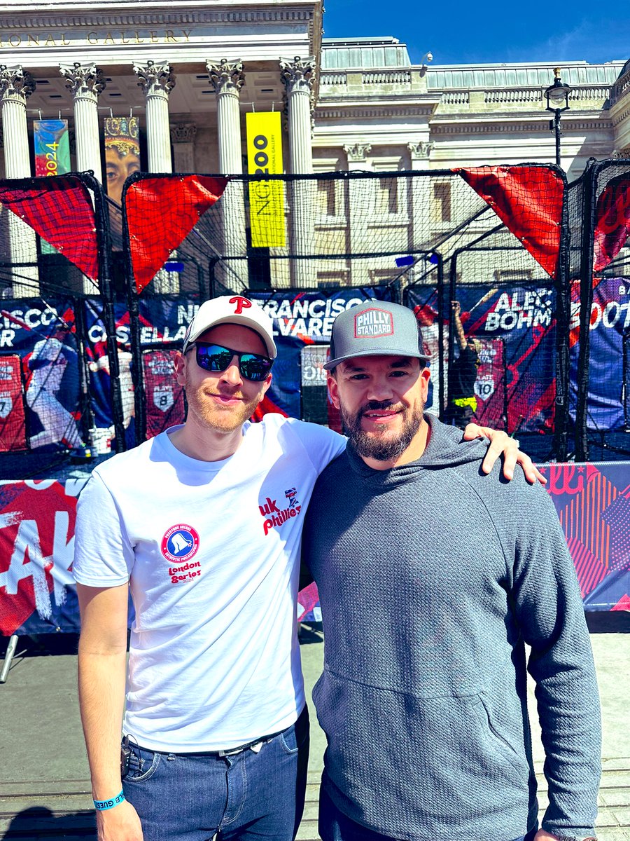 UKPhillies's tweet photo. The biggest and best surprise of my life!! https://t.co/irxL7gzZqH
