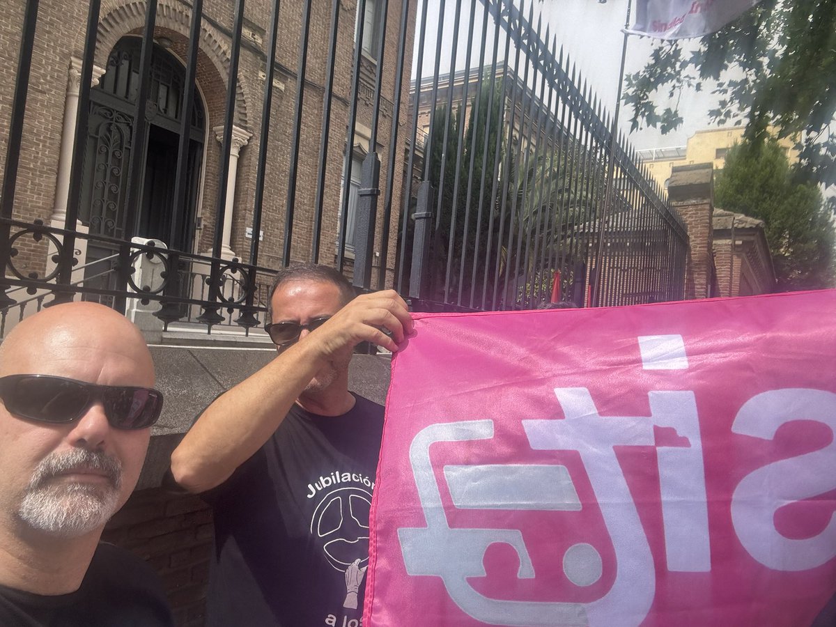 SIT-BCN-BUS tweet media