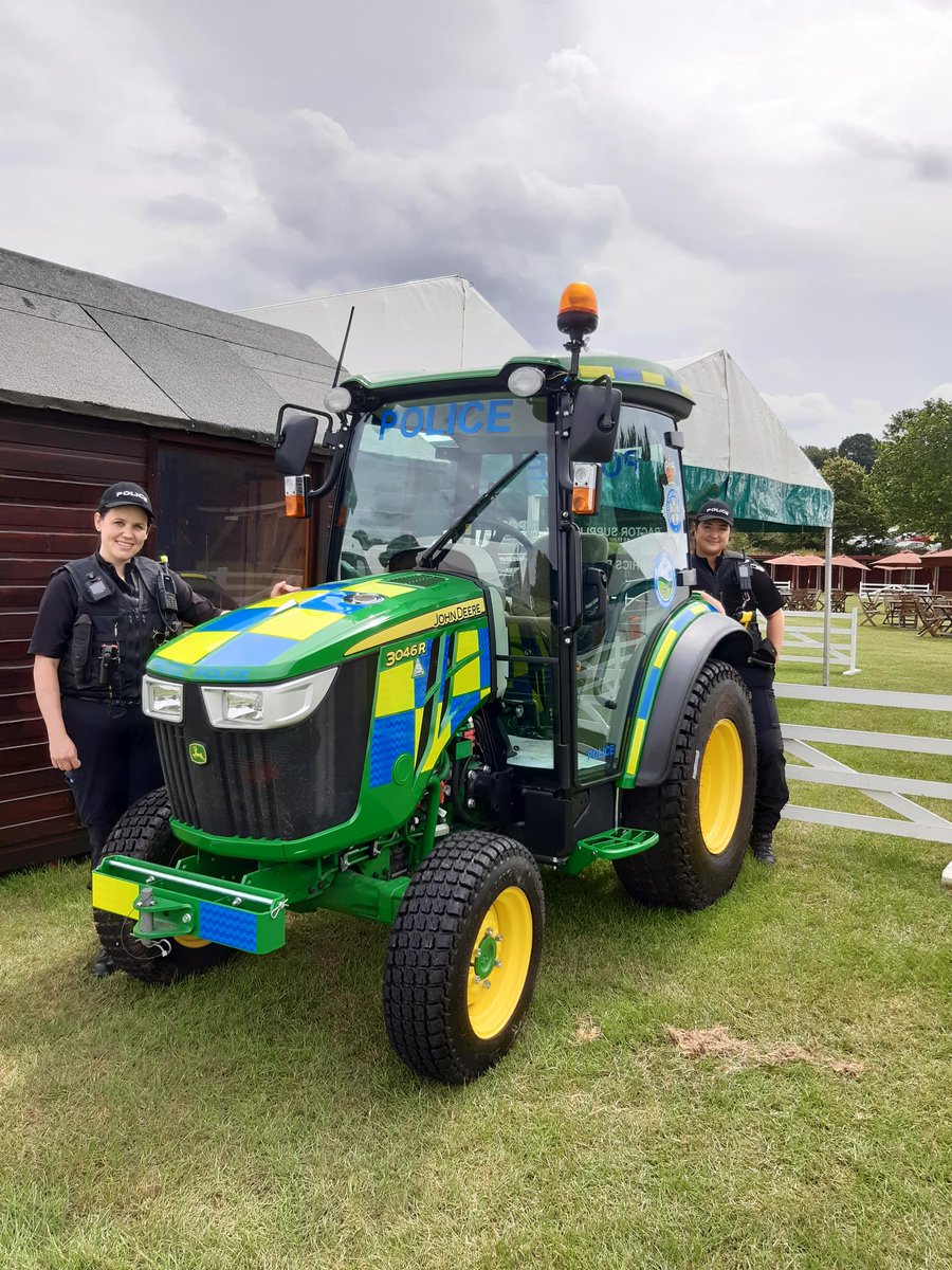 Just over 4 weeks to go til the <a href="/greatyorkshow/">Great Yorkshire Show</a>  ! 🚜 
Our specially trained Project Servator officers will see you there 👀 
We use a range of policing tactics to help keep you safe.
Fingers crossed for ☀️ 
More info on web.
#ProjectServator
#TogetherWeveGotItCovered