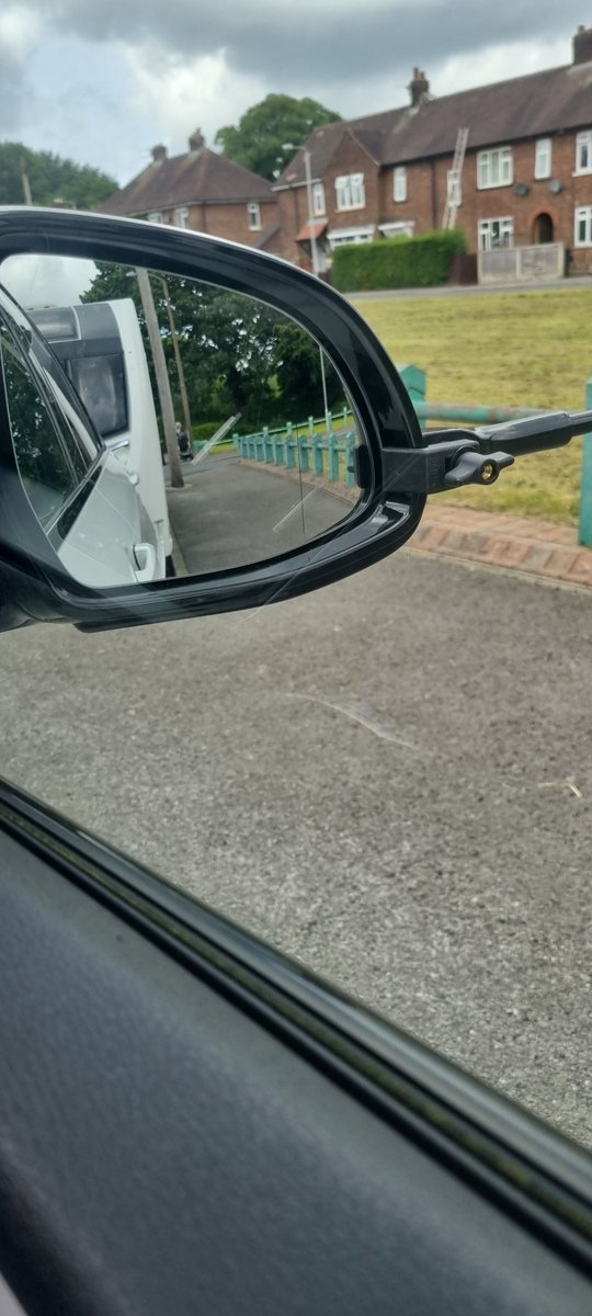 Thomas Bolt tweet media