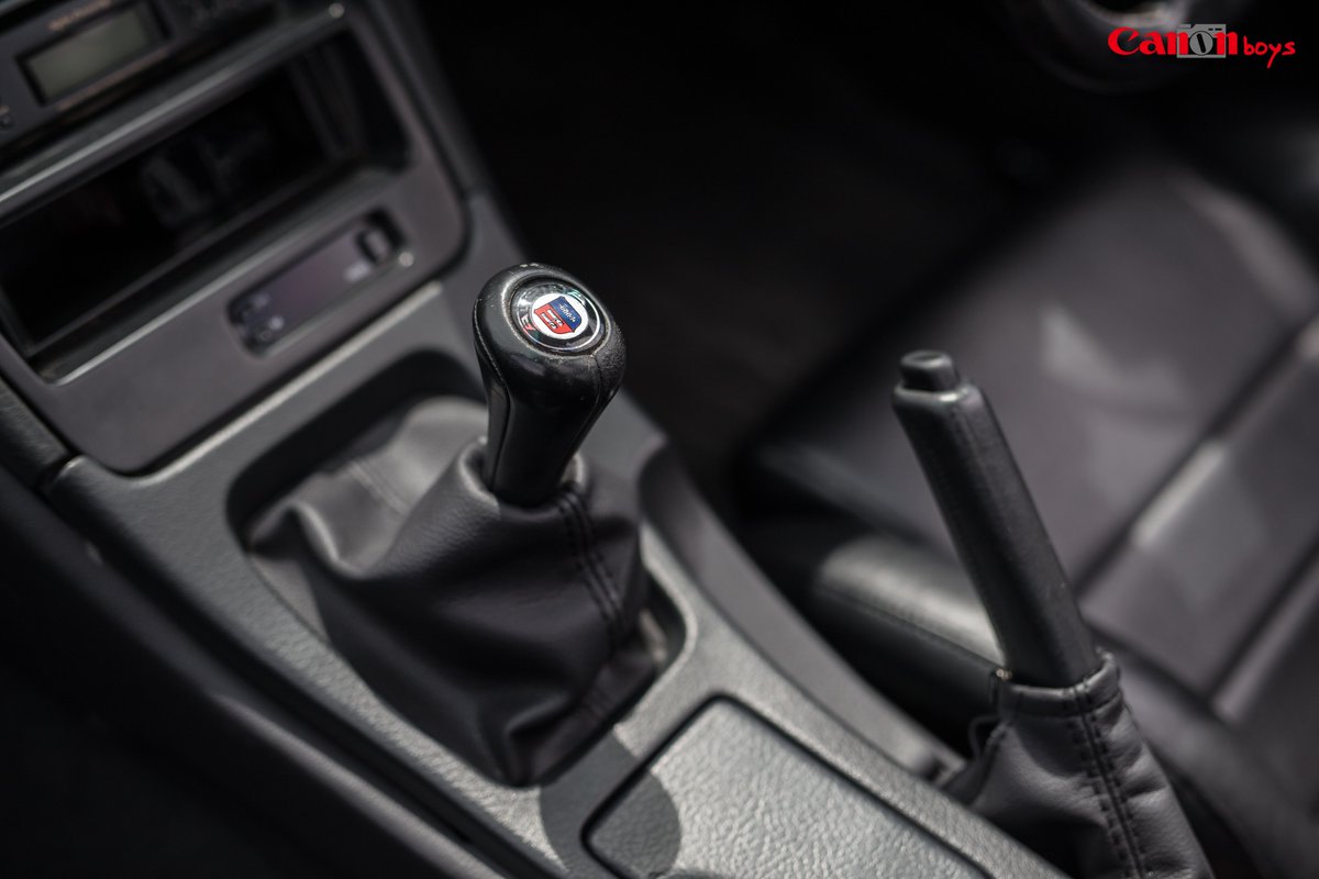 BMWのチューナーであるALPINAを違和感なく纏うZ32
やり過ぎにならない絶妙な駆け引きで成り立ってるスタイル、細かいパーツもしっかりやってのチューナースタイルのお手本のような車輌
何回見ても見惚れる