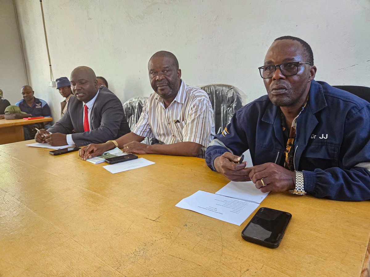 MinofLands,Agric,Fisheries,Water&Rural Development (@molafwrd_zim) on Twitter photo #happeningnow
<a href="/DVSZim/">Veterinary Services Zimbabwe</a> Chief Director, Dr. Pious Makaya meets the Provincial Veterinary Director, Government Veterinary Officers, <a href="/DVSZim/">Veterinary Services Zimbabwe</a> partners, Veterinary Public Health Officers, Dairy officers, and Veterinary Investigation Officers in Masvingo Province. #happeningnow
<a href="/DVSZim/">Veterinary Services Zimbabwe</a> Chief Director, Dr. Pious Makaya meets the Provincial Veterinary Director, Government Veterinary Officers, <a href="/DVSZim/">Veterinary Services Zimbabwe</a> partners, Veterinary Public Health Officers, Dairy officers, and Veterinary Investigation Officers in Masvingo Province.