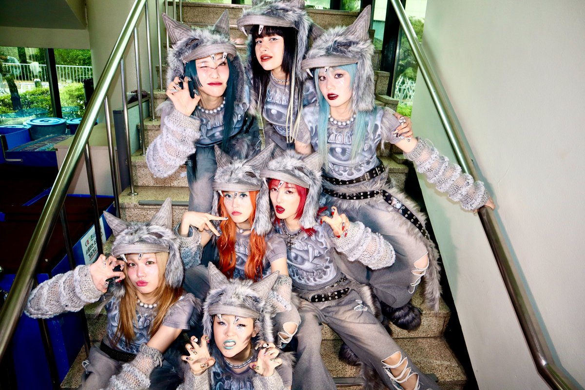 XGOfficial_'s tweet photo. 240607 KBS MUSIC BANK

7 alien wolves🖤👽🐺
You know the vibessss💞🥬🥬
#XG
#WOKEUP 
#MUSICBANK https://t.co/MOEPr9TupI