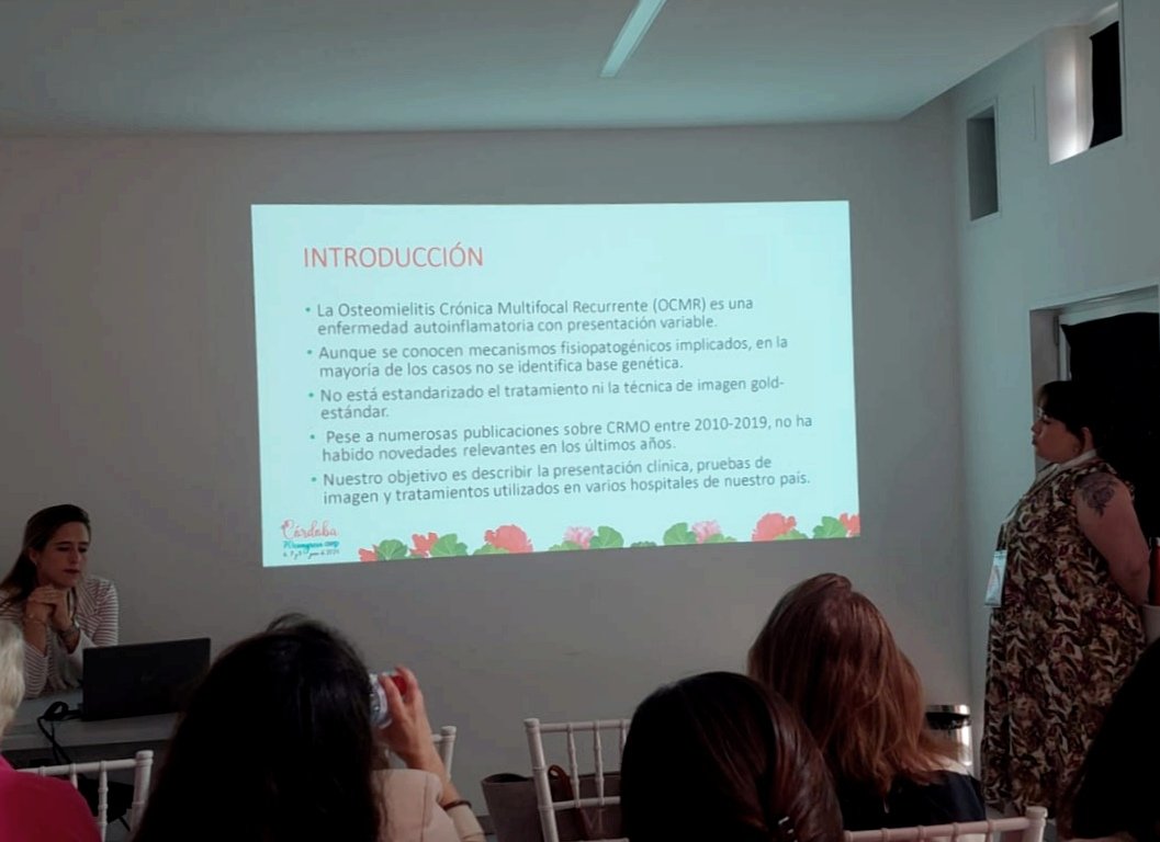 SERPE_ReuPed's tweet photo. Comunicaciones orales de Reumatología Pediatrica en el #70congresoAEP ¡Enhorabuena chicas! https://t.co/stKx2gdOPG