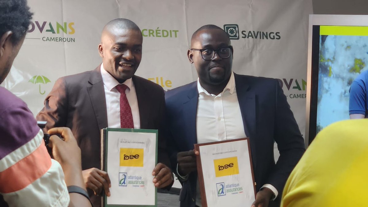 AnniePayep's tweet photo. Ce mercredi #5juin à #Douala, @BeeCameroon, #Advans et #AtlantiqueAssurance se sont associés pour assurer les benskineurs et leur permettre d'avoir accès aux services financiers de base. 👋

Les conducteurs de motos affiliés à Bee bénéficieront des crédits scolaires, crédits à la consommation ou encore des crédits immobiliers.

L’alliance entre ces trois entités couvre les dommages causés par un accident et permet de protéger les conducteurs et leurs passagers.

Un projet osé et louable! 

Pour plus de détails👇

https://t.co/sYgpfSiScq