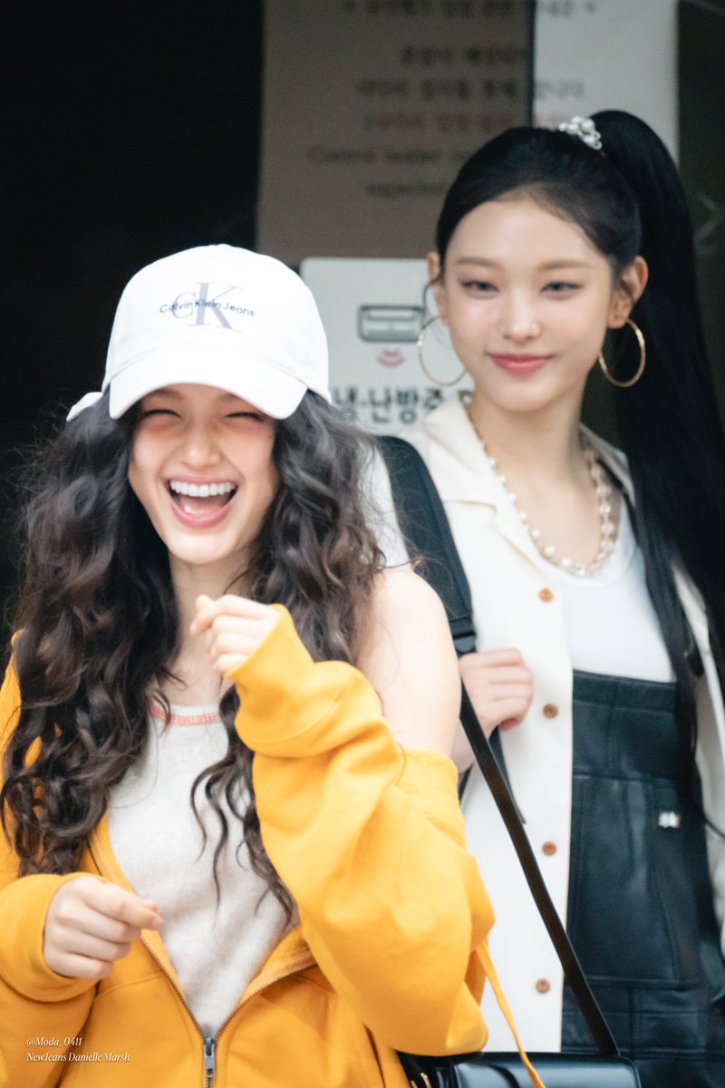 Moda: A Dani Fan 🌻 tweet media