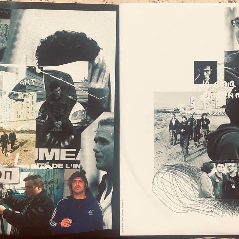 Eiffellegroupe's tweet image. Ola !
Pour vous dire que notre stock de la réédition vinyle spéciale Disquaire Day de "L'éternité de l'instant" est écoulée. Dès aujourd'hui vous pouvez le commander normalement chez tous les disquaires ! Houba !
Dessus des inédits, et un nouveau mastering...on vous embrasse !