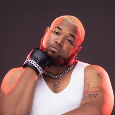 TIMOTHY LÉON tweet media