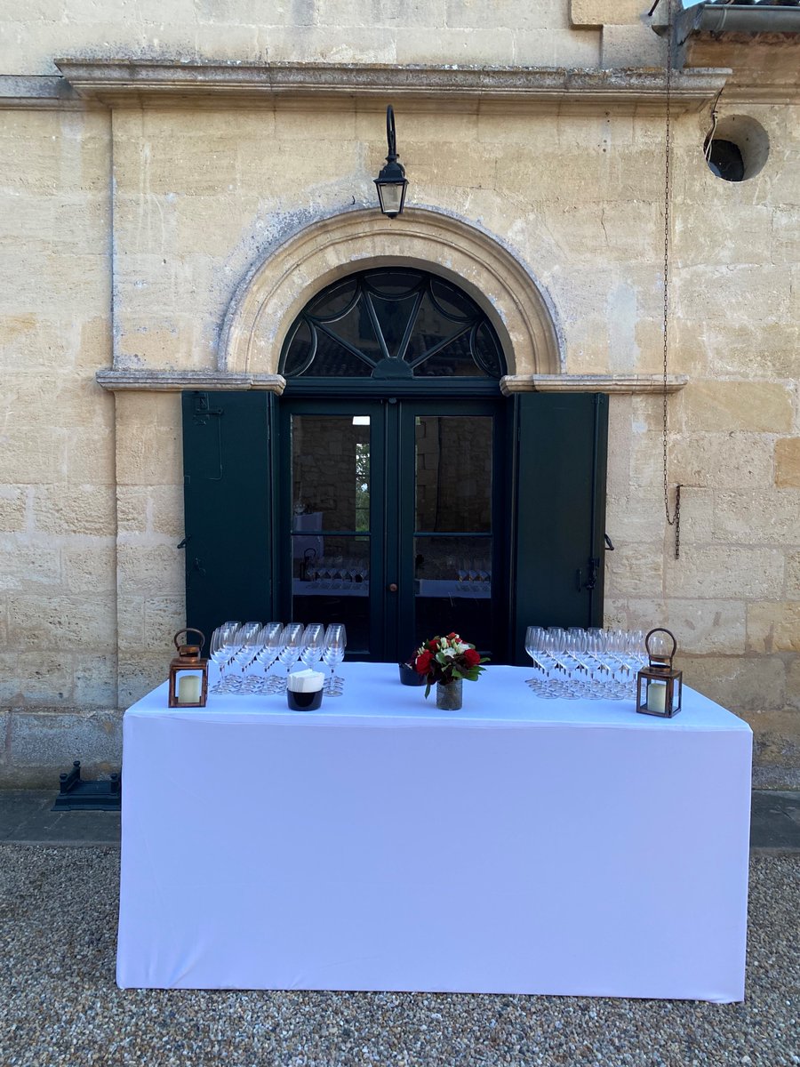 larcisducasse's tweet photo. Récital de la pianiste Dana Ciocarlie, dans le cadre des Grandes Heures de St-Emilion. Un beau moment de partage et d'émotions. https://t.co/1LWkDixRS9