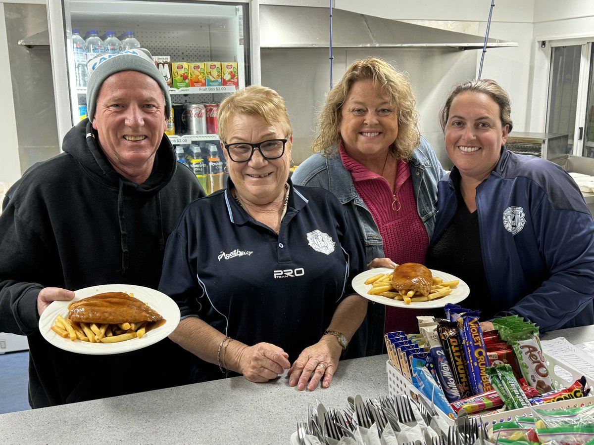 NatCookMP's tweet photo. Thanks to the wonderful Noarlunga United team for their generous donations of $5 per schnitzel sold this week to support youth programs.
#Schnitty4Sam #SammyD https://t.co/AAqmEha2Nc